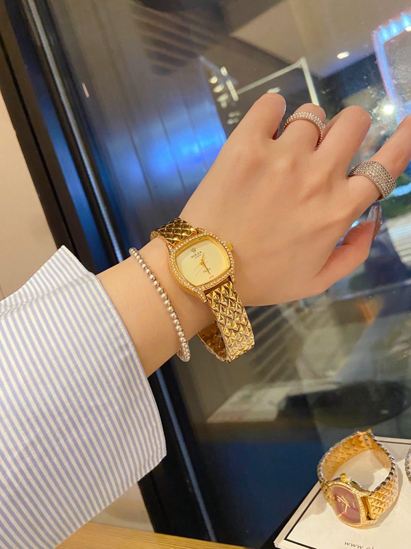 ブランド時計全体デザイン